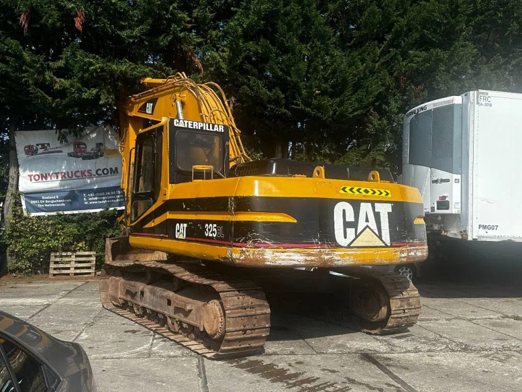 CAT Caterpillar 325BL Excavator with hammerline - Гусеничный экскаватор: фото 1 CAT Caterpillar 325BL Excavator with hammerline - Гусеничный экскаватор: фото 1