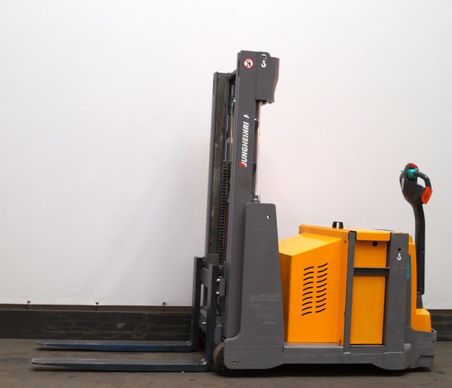 Jungheinrich EJG110 - Штабелер: фото 1 Jungheinrich EJG110 - Штабелер: фото 1