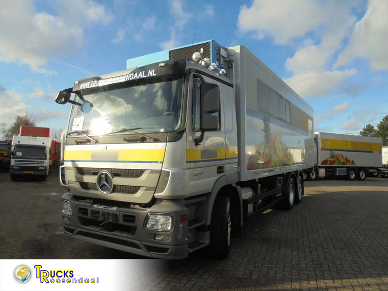 Mercedes-Benz Actros 2541 + 6x2 + frigo + euro 5 + 3x in stock - Рефрижератор: фото 1 Mercedes-Benz Actros 2541 + 6x2 + frigo + euro 5 + 3x in stock - Рефрижератор: фото 1