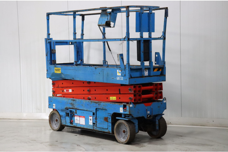 Genie GS2032 - Ножничный подъемник: фото 1 Genie GS2032 - Ножничный подъемник: фото 1