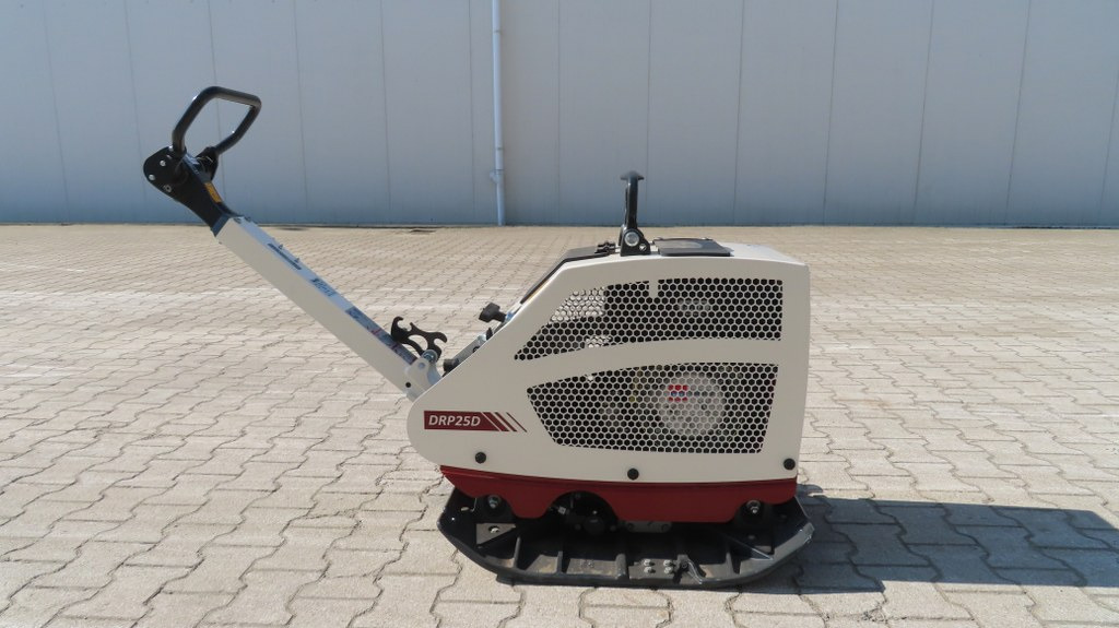 Dynapac DRP25D - Виброплита: фото 1 Dynapac DRP25D - Виброплита: фото 1
