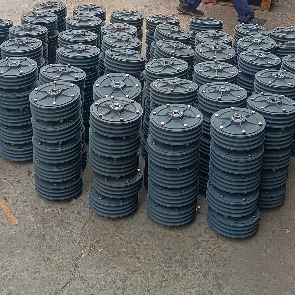 Qingdao Promising 220mm 3 Rib Pulley Clutch Assembly for FLAND Wheel Loader - Сцепление и запчасти для Колёсных погрузчиков: фото 1 Qingdao Promising 220mm 3 Rib Pulley Clutch Assembly for FLAND Wheel Loader - Сцепление и запчасти для Колёсных погрузчиков: фото 1