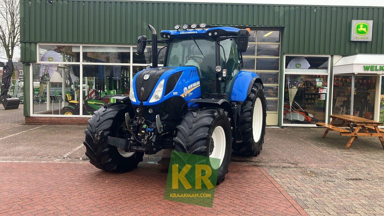 New Holland T7.210 - Трактор: фото 1 New Holland T7.210 - Трактор: фото 1