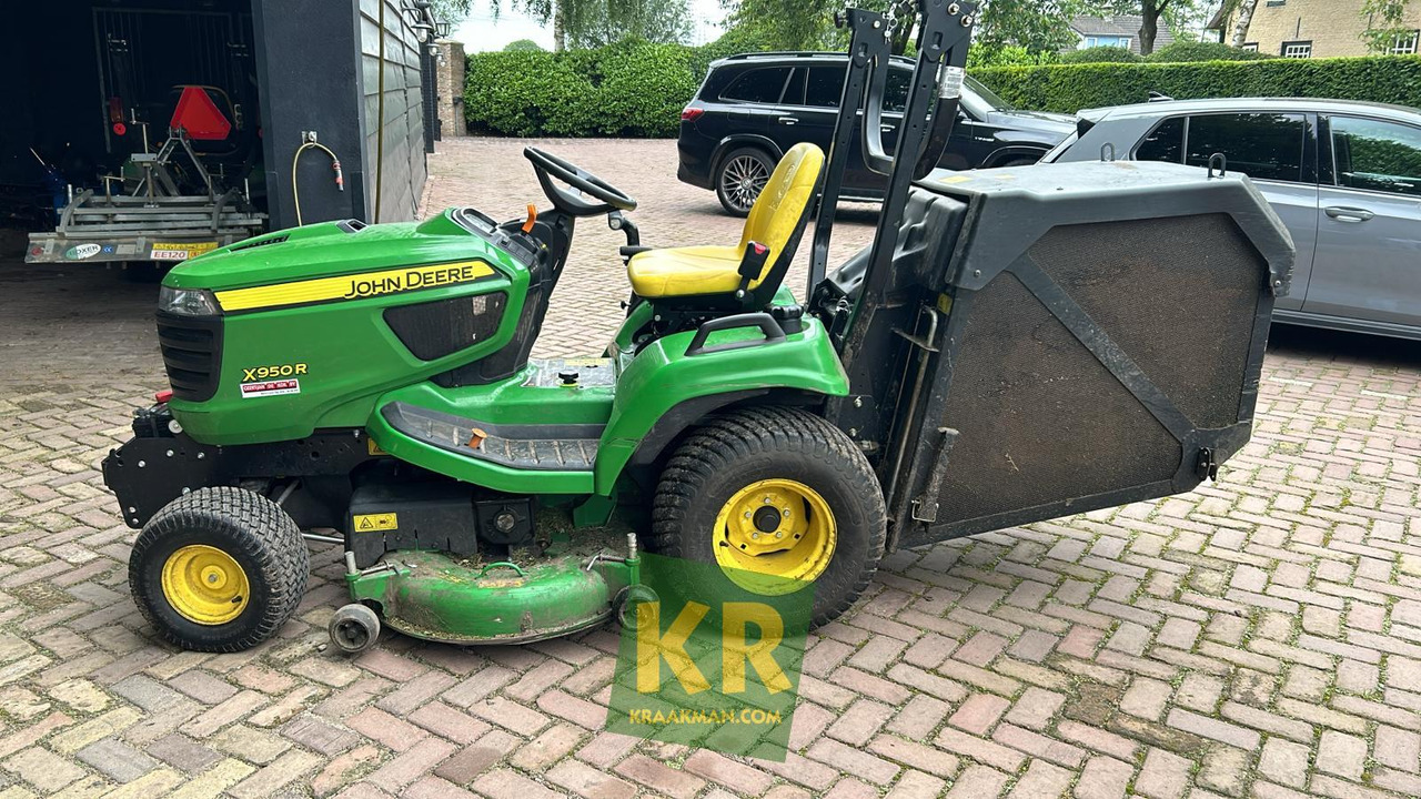 X950R John Deere - Газонокосилка: фото 1 X950R John Deere - Газонокосилка: фото 1