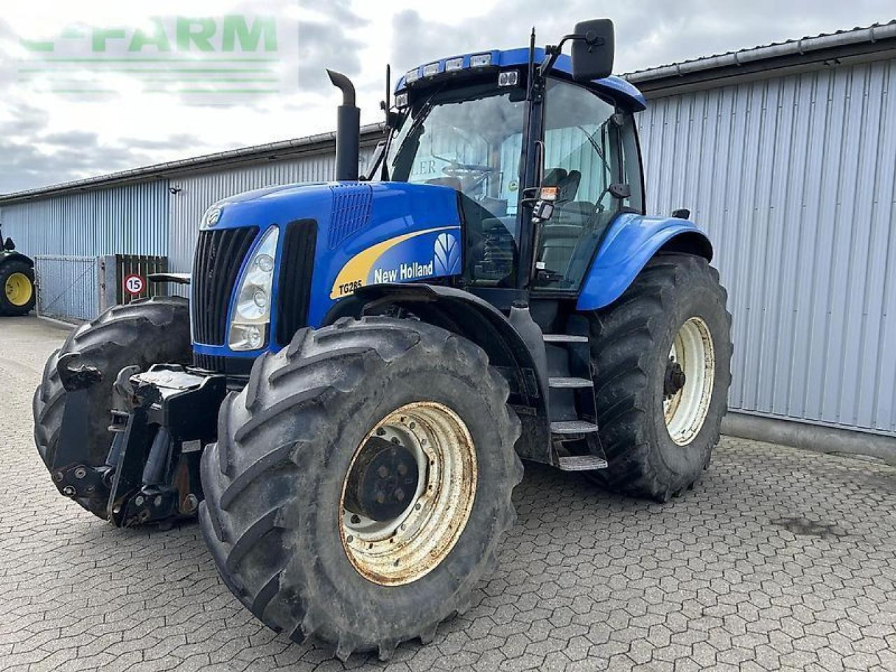 Трактор New Holland tg285: фото 10