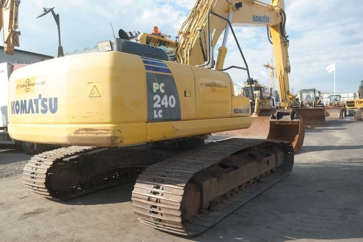 Гусеничный экскаватор Komatsu PC240-8: фото 20