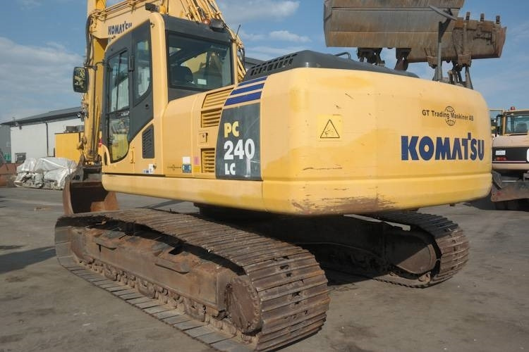 Гусеничный экскаватор Komatsu PC240-8: фото 7