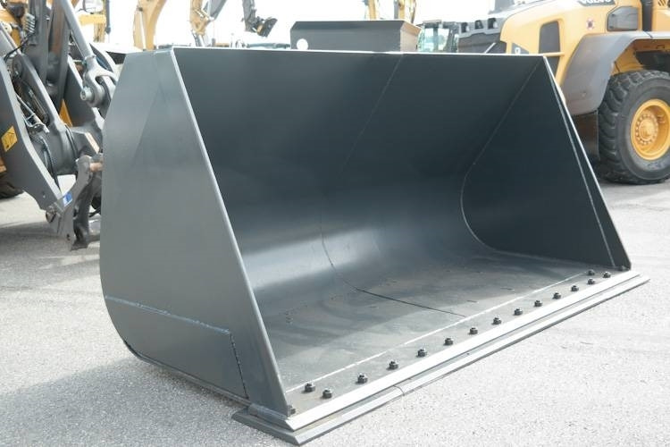 Raukoda 4,5 Kubik - Ковш для погрузчика: фото 1 Raukoda 4,5 Kubik - Ковш для погрузчика: фото 1