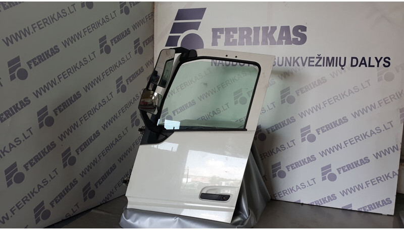 Volvo EURO 6 complete left side doors - Дверь и запчасти для Грузовиков: фото 1 Volvo EURO 6 complete left side doors - Дверь и запчасти для Грузовиков: фото 1