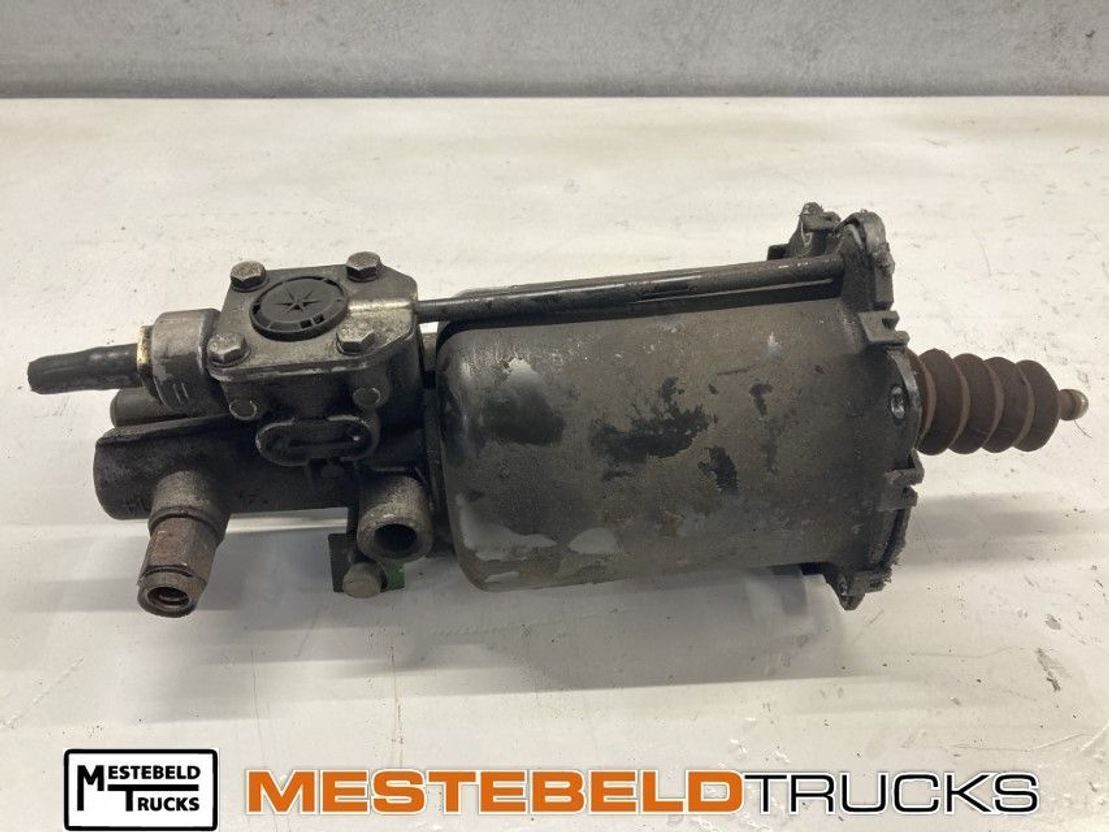 MAN Koppelingsbekrachtiger - Сцепление и запчасти для Грузовиков: фото 1 MAN Koppelingsbekrachtiger - Сцепление и запчасти для Грузовиков: фото 1