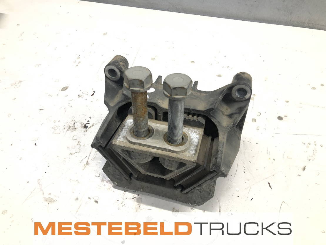 MAN Motorsteun rechtsachter - Рама/ Шасси для Грузовиков: фото 1 MAN Motorsteun rechtsachter - Рама/ Шасси для Грузовиков: фото 1