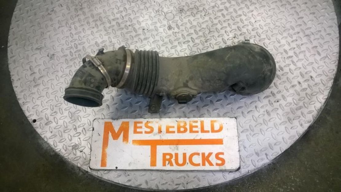 Scania L uchtleiding - Впускная труба для Грузовиков: фото 1 Scania L uchtleiding - Впускная труба для Грузовиков: фото 1