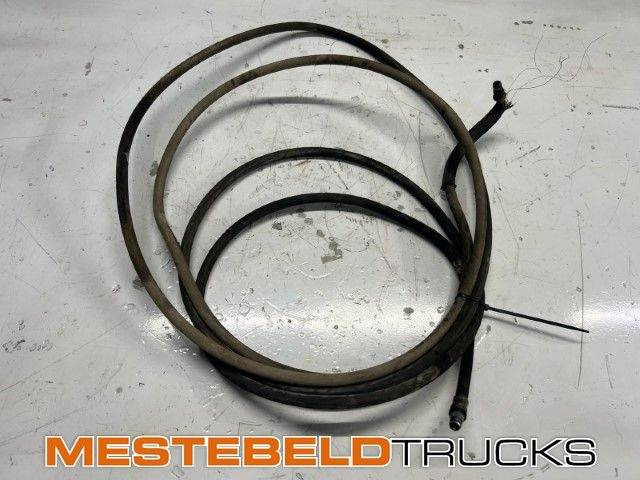 Scania Leiding koppeling - Сцепление и запчасти для Грузовиков: фото 1 Scania Leiding koppeling - Сцепление и запчасти для Грузовиков: фото 1