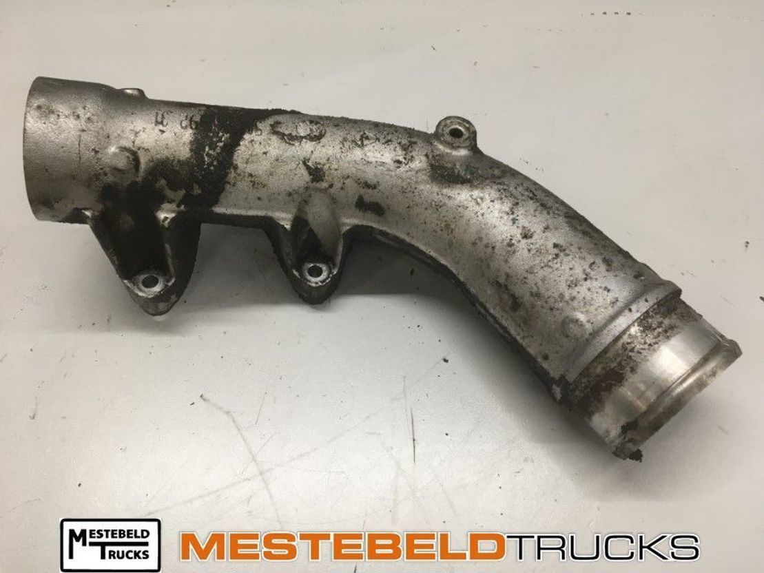 Volvo L uchtpijp - Впускная труба для Грузовиков: фото 1 Volvo L uchtpijp - Впускная труба для Грузовиков: фото 1