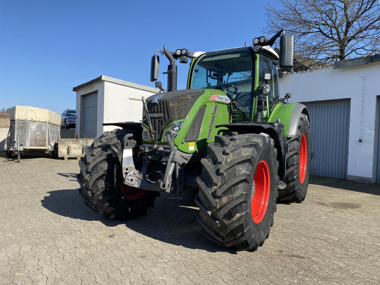 Fendt 720 Vario ProfiPlus - Трактор: фото 1 Fendt 720 Vario ProfiPlus - Трактор: фото 1