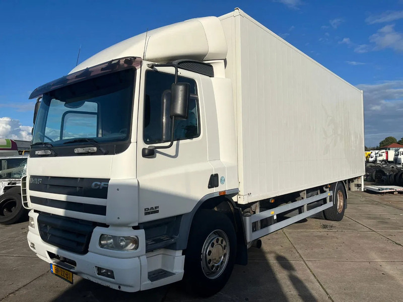 DAF CF FA CF 75.250 EURO 3 - Грузовик с закрытым кузовом: фото 1 DAF CF FA CF 75.250 EURO 3 - Грузовик с закрытым кузовом: фото 1