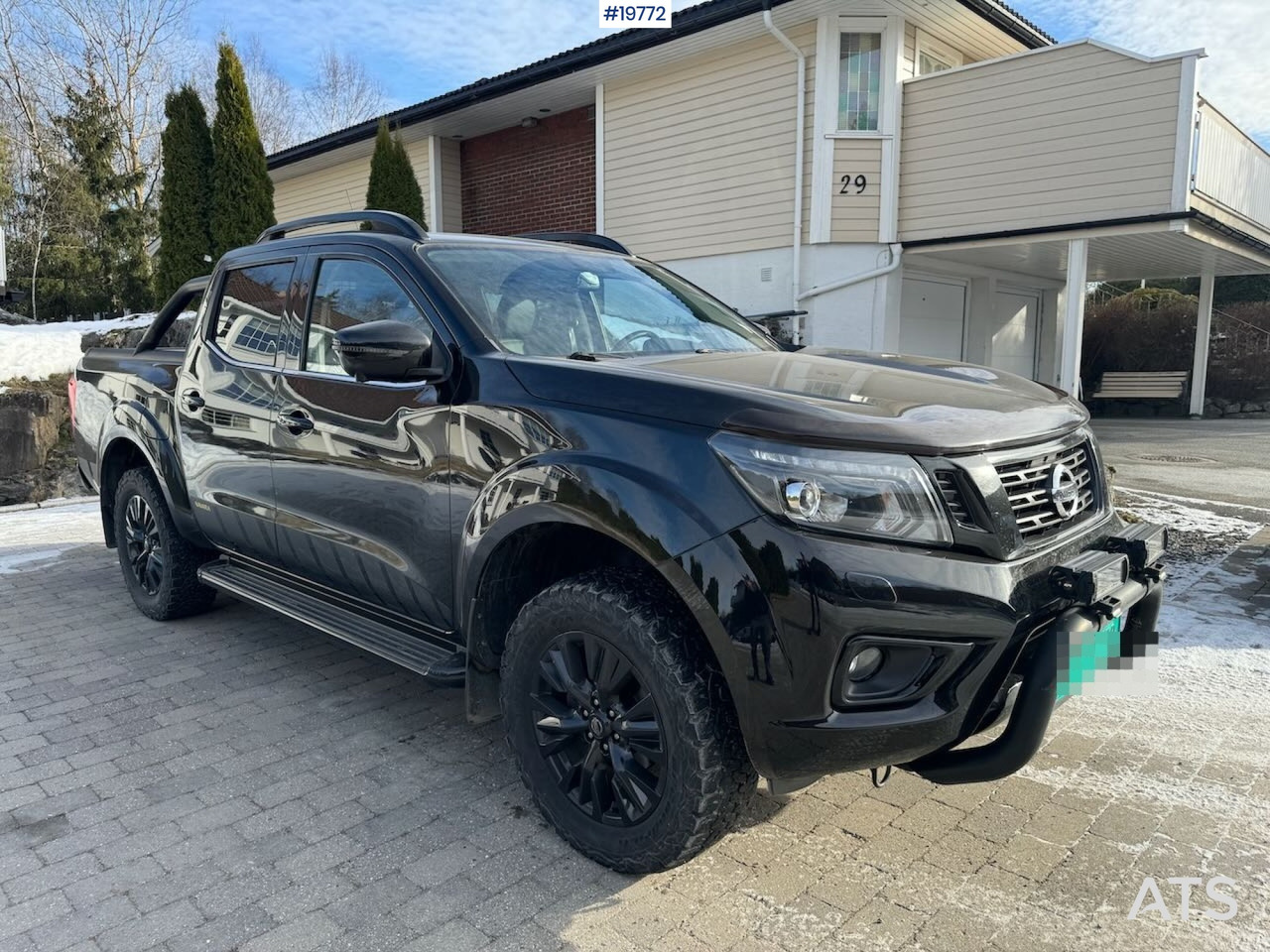 Nissan Navara - Пикап: фото 1 Nissan Navara - Пикап: фото 1