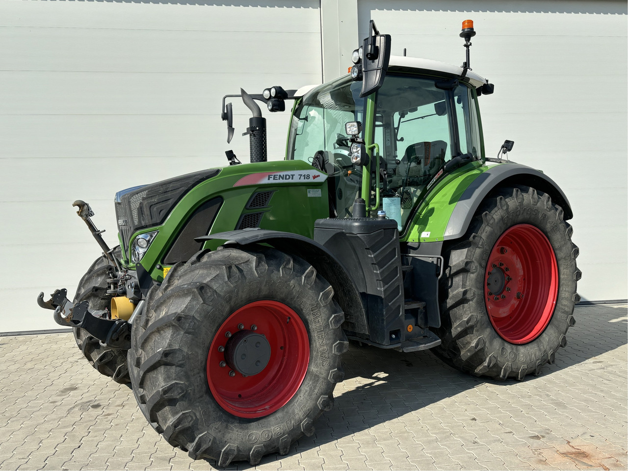 Fendt 718 Vario S4 ProfiPlus - Трактор: фото 1 Fendt 718 Vario S4 ProfiPlus - Трактор: фото 1