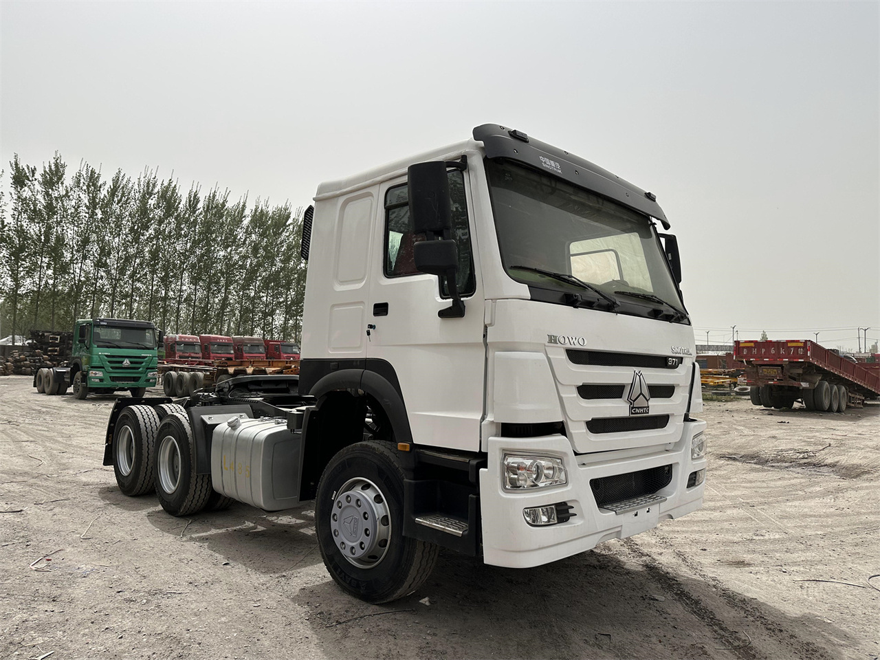 SINOTRUK Howo 371 Truck Head - Тягач: фото 1 SINOTRUK Howo 371 Truck Head - Тягач: фото 1