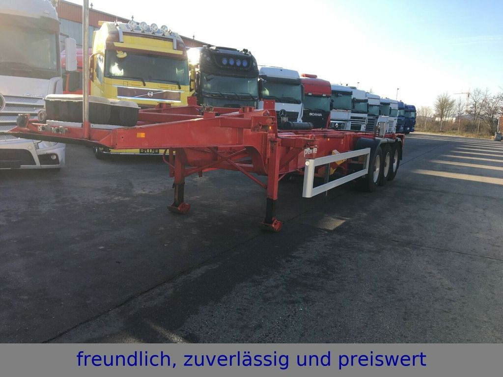 Krone SDC 22 *ADR * - Полуприцеп-контейнеровоз/ Сменный кузов: фото 1 Krone SDC 22 *ADR * - Полуприцеп-контейнеровоз/ Сменный кузов: фото 1