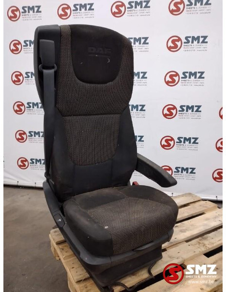 DAF Occ bijrijdersstoel DAF XF105 - Кабина и интерьер для Грузовиков: фото 1 DAF Occ bijrijdersstoel DAF XF105 - Кабина и интерьер для Грузовиков: фото 1