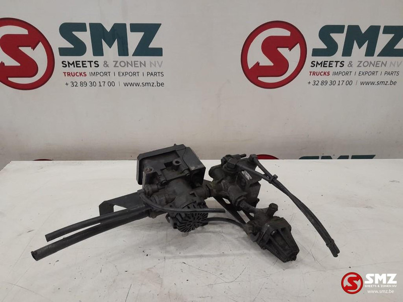 Mercedes-Benz Occ achterasmodulator + remventiel Mercedes - Запчасти для Грузовиков: фото 1 Mercedes-Benz Occ achterasmodulator + remventiel Mercedes - Запчасти для Грузовиков: фото 1