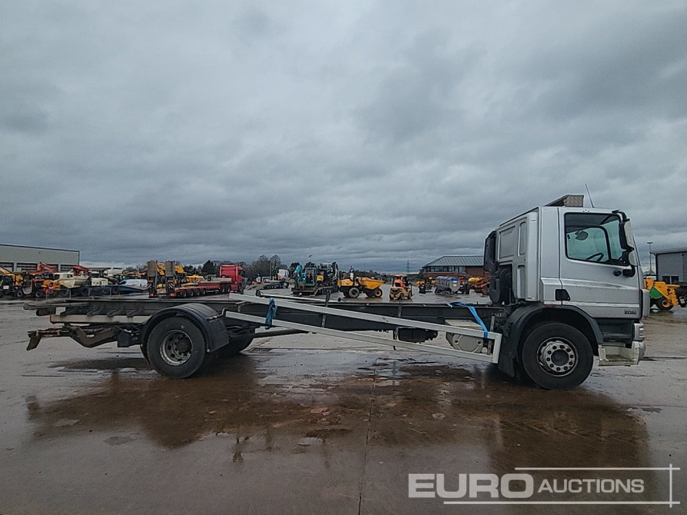 Грузовик-шасси 2013 DAF CF65-220: фото 6