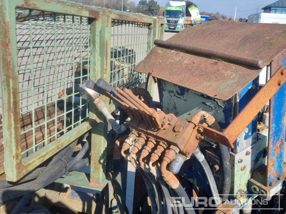 Буровая машина Hydraulic Drilling Rig, Deutz 6 Cylinder Engine, Dropside Body to suit Lorry: фото 36