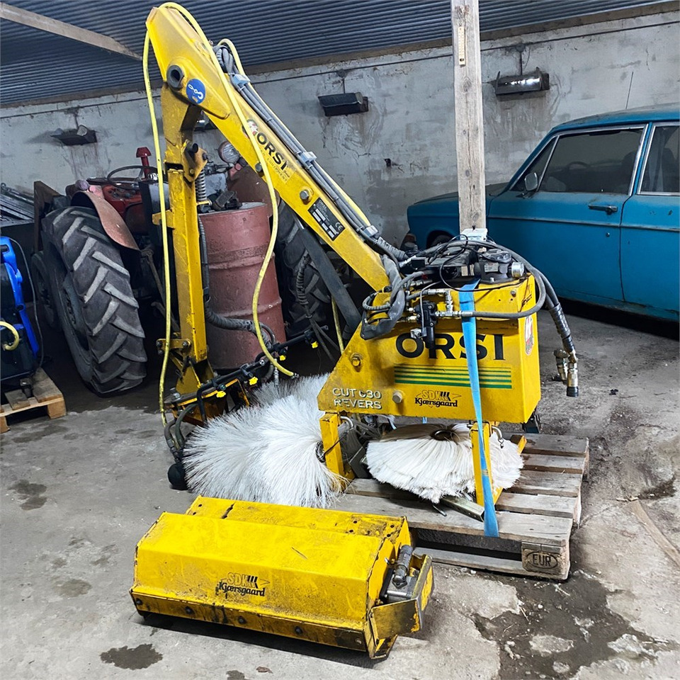 Orsi Cut 030 Revers - Манипуляторная косилка: фото 1 Orsi Cut 030 Revers - Манипуляторная косилка: фото 1