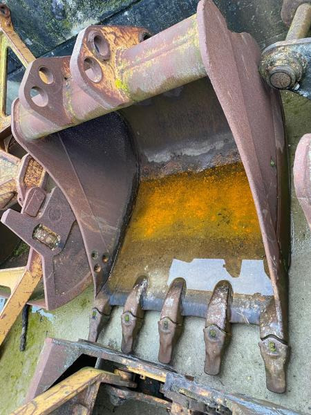 CASE 1M - Ковш для экскаватора для Строительной техники: фото 1 CASE 1M - Ковш для экскаватора для Строительной техники: фото 1