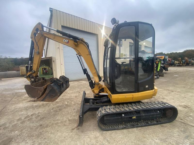 Caterpillar 302.7DCR - Мини-экскаватор: фото 1 Caterpillar 302.7DCR - Мини-экскаватор: фото 1