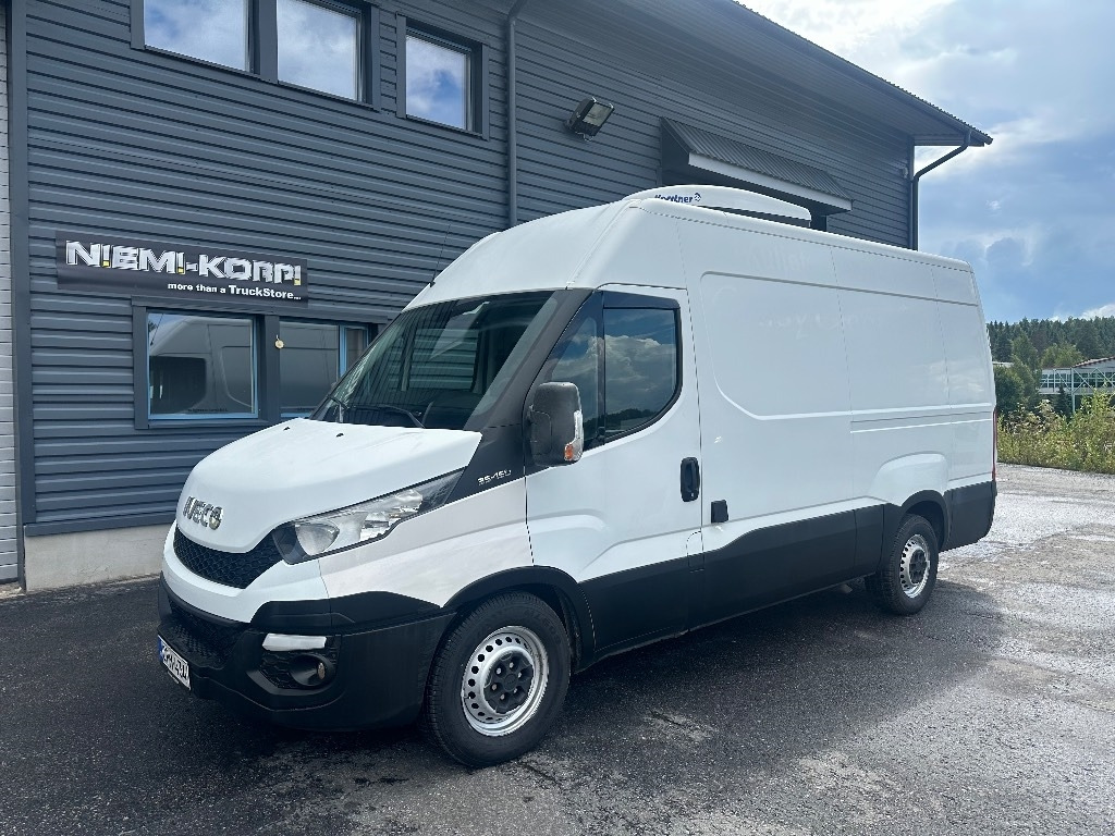 Iveco Daily 35S15 Kylmäkone - Фургон-рефрижератор: фото 1 Iveco Daily 35S15 Kylmäkone - Фургон-рефрижератор: фото 1