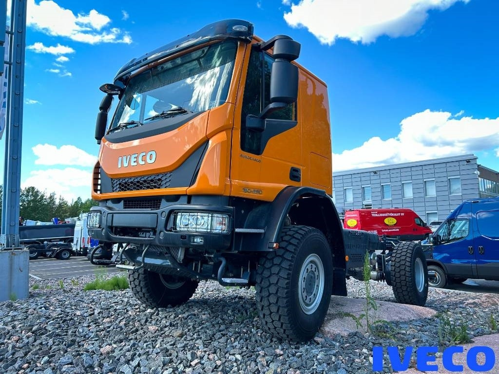 Iveco Eurocargo ML150E28WS 4×4 - Грузовик-шасси: фото 1 Iveco Eurocargo ML150E28WS 4×4 - Грузовик-шасси: фото 1