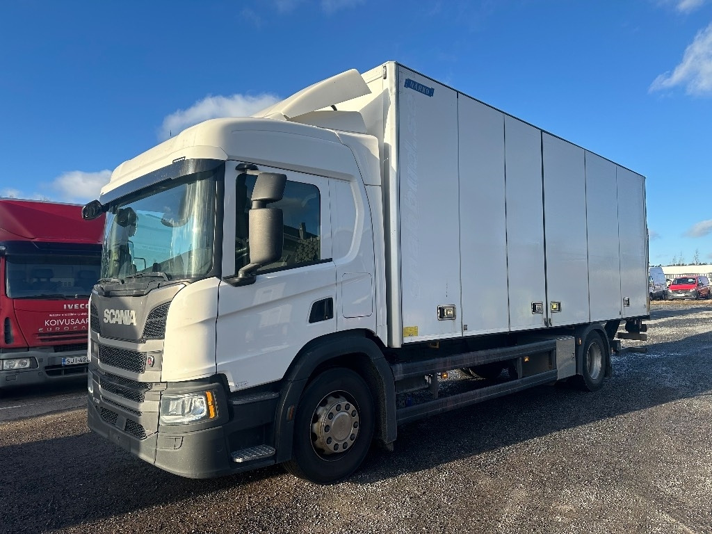 Scania P250 - Грузовик с закрытым кузовом: фото 1 Scania P250 - Грузовик с закрытым кузовом: фото 1