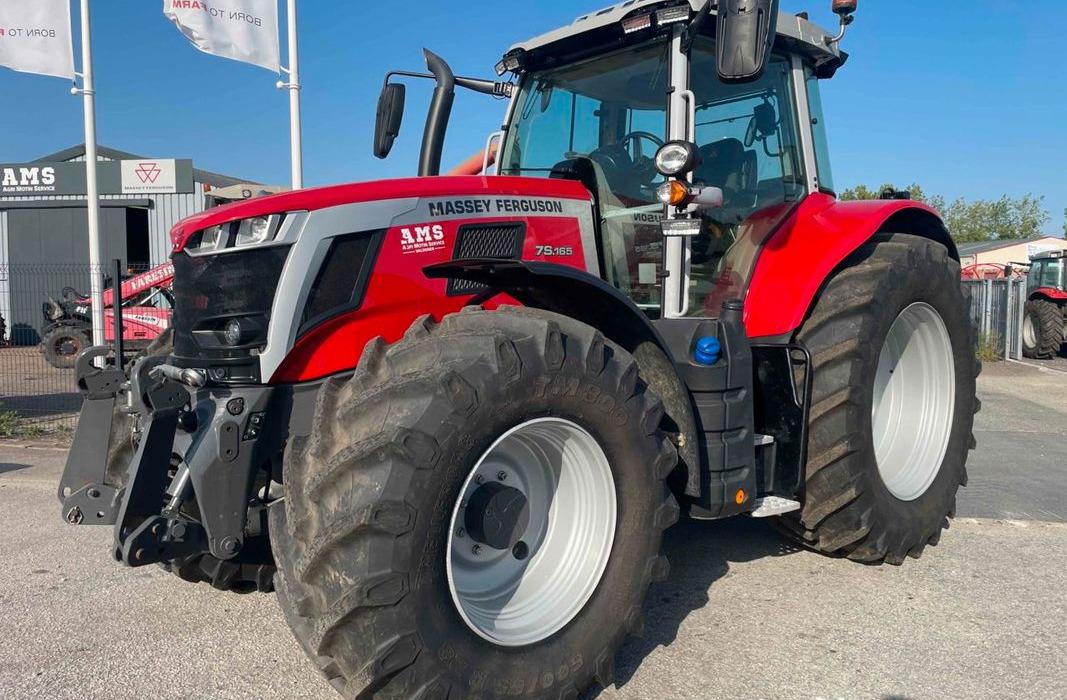 Massey Ferguson 7S 165 DYNA VT EXCLUSIVE - Трактор: фото 1 Massey Ferguson 7S 165 DYNA VT EXCLUSIVE - Трактор: фото 1