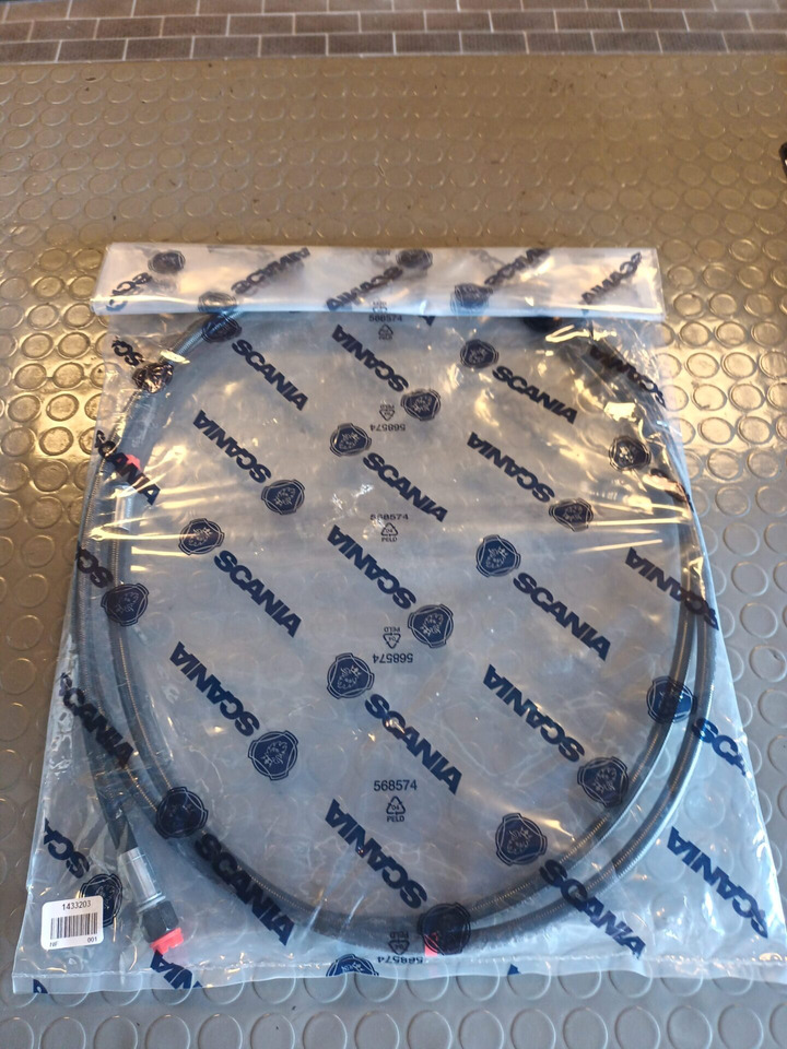 SCANIA CLUTCH HOSE - 1433203 - Шланг сцепления для Грузовиков: фото 1 SCANIA CLUTCH HOSE - 1433203 - Шланг сцепления для Грузовиков: фото 1