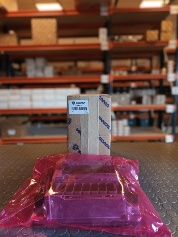 SCANIA ECU EMS DC16.103 XPI S8 - 2765107 - Блок управления для Грузовиков: фото 1 SCANIA ECU EMS DC16.103 XPI S8 - 2765107 - Блок управления для Грузовиков: фото 1