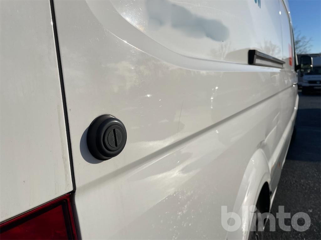 Цельнометаллический фургон 2021 VW Crafter: фото 33