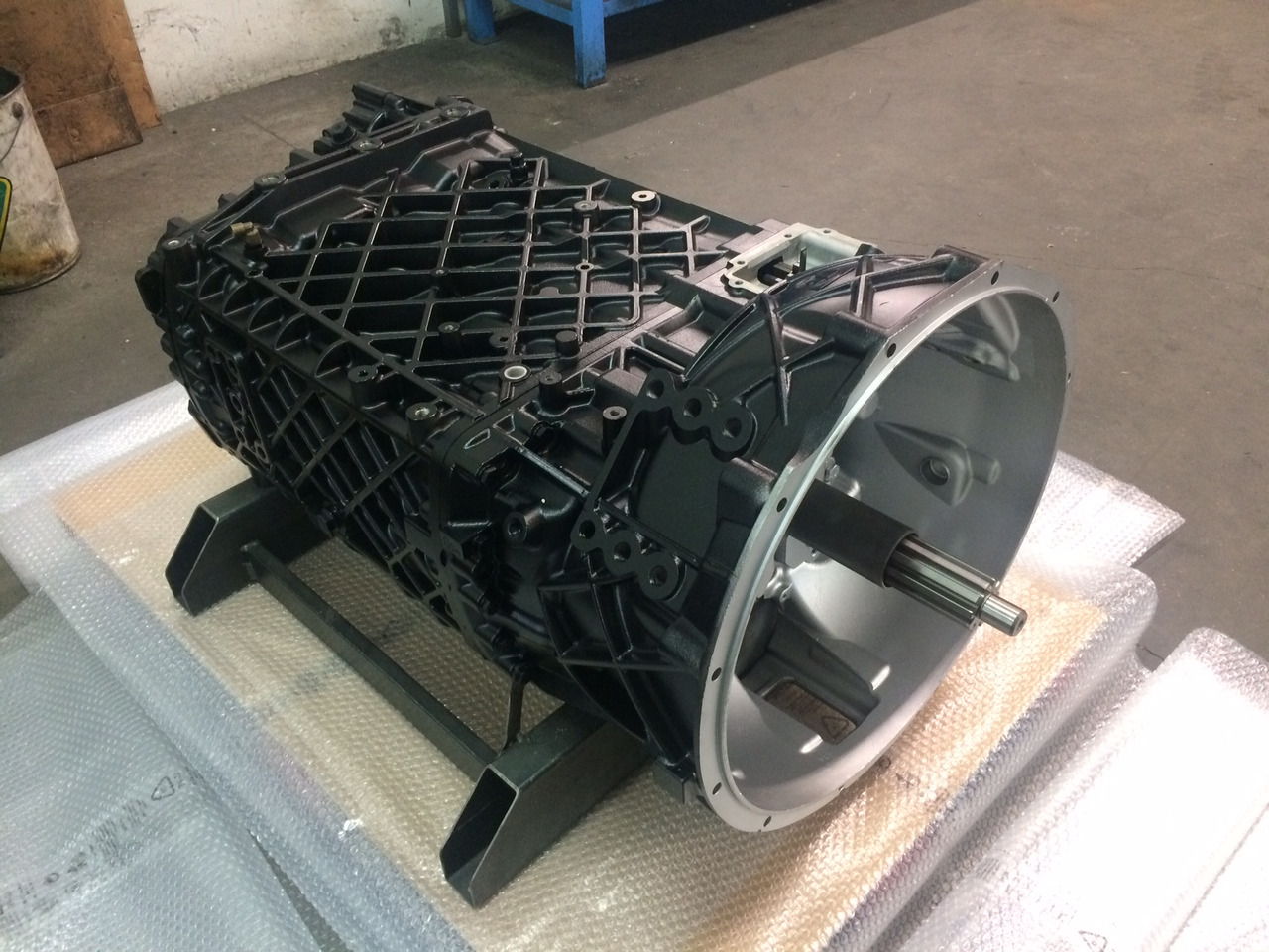 CAMBIO ZF 16S2321TD + IT - NEW ECOSPLIT - Коробка передач: фото 1 CAMBIO ZF 16S2321TD + IT - NEW ECOSPLIT - Коробка передач: фото 1