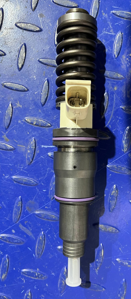 VOLVO 20929906 - Распределитель впрыска: фото 1 VOLVO 20929906 - Распределитель впрыска: фото 1