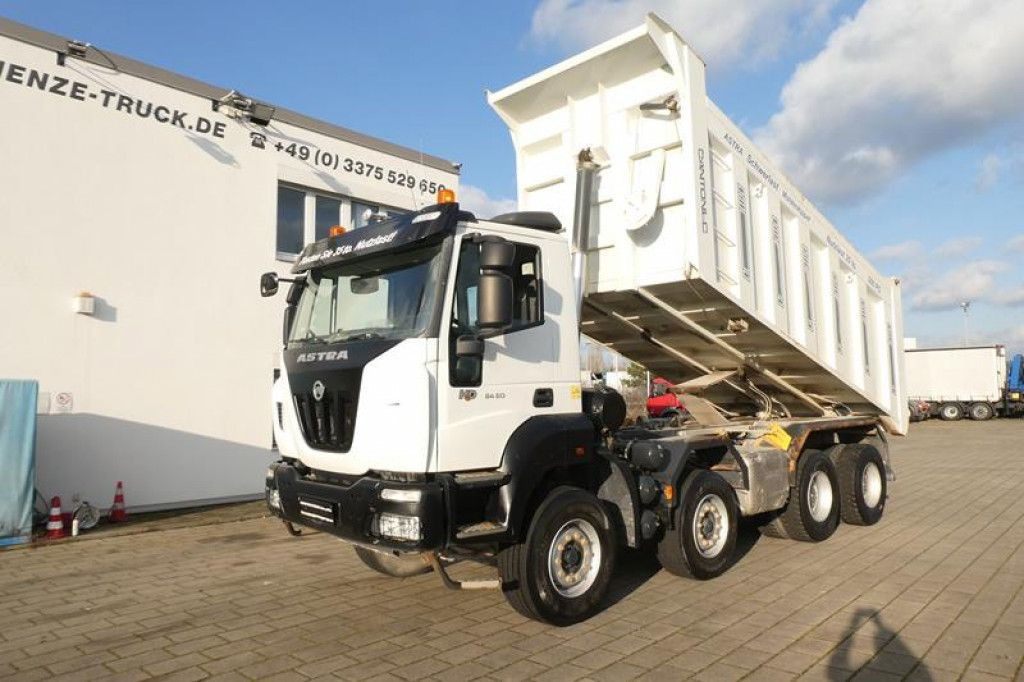 Iveco HD9 84.50-80 4 Achs Muldenkipper schwere Straßen - Самосвал: фото 1 Iveco HD9 84.50-80 4 Achs Muldenkipper schwere Straßen - Самосвал: фото 1
