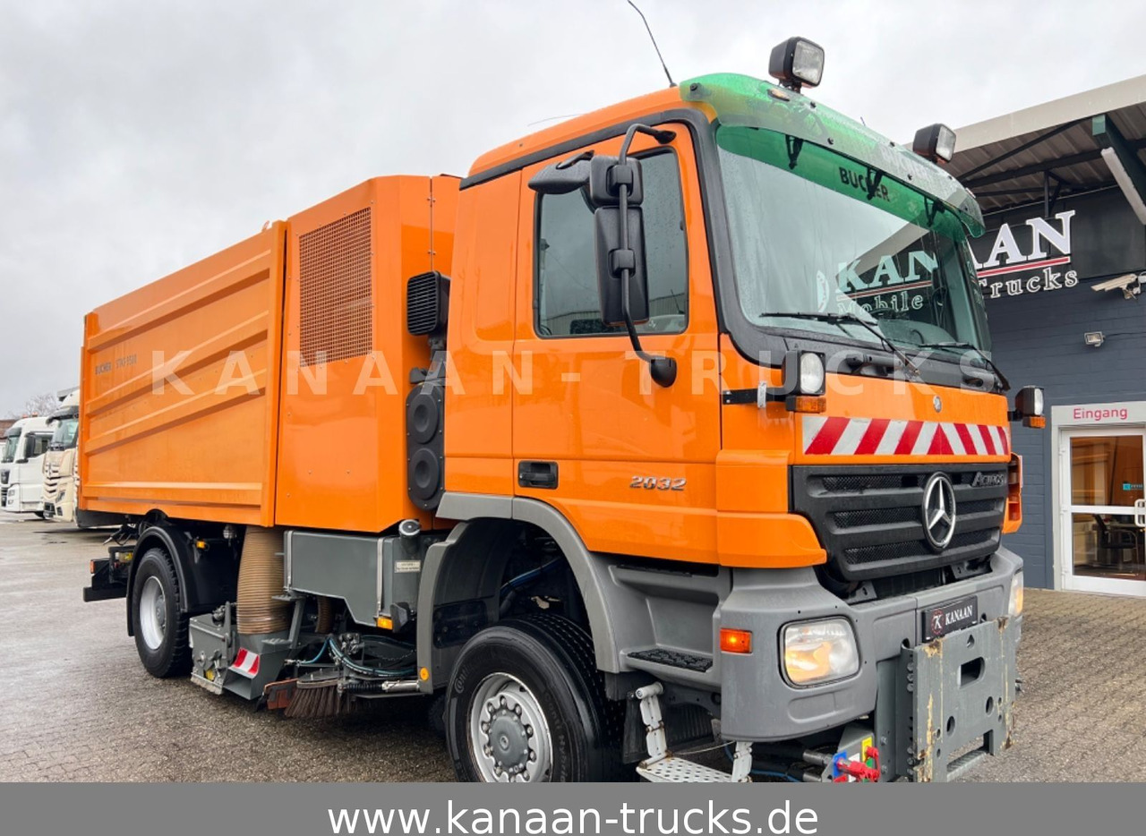Mercedes-Benz 2032 Actros 4x4 Bucher STKF 9500 AIRPORT KLIMA Mercedes-Benz 2032 Actros 4x4 Bucher STKF 9500 AIRPORT KLIMA - Подметально-уборочная машина: фото 1 Mercedes-Benz 2032 Actros 4x4 Bucher STKF 9500 AIRPORT KLIMA Mercedes-Benz 2032 Actros 4x4 Bucher STKF 9500 AIRPORT KLIMA - Подметально-уборочная машина: фото 1